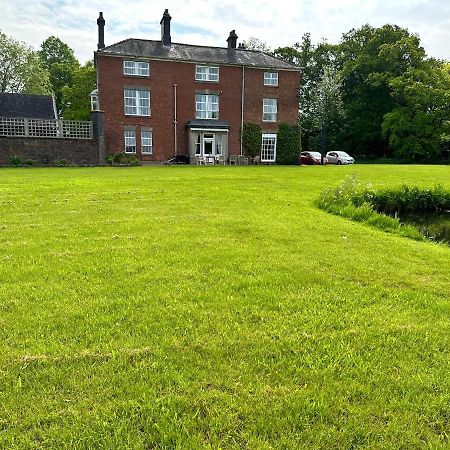 Coundon Lodge Coventry Exterior photo